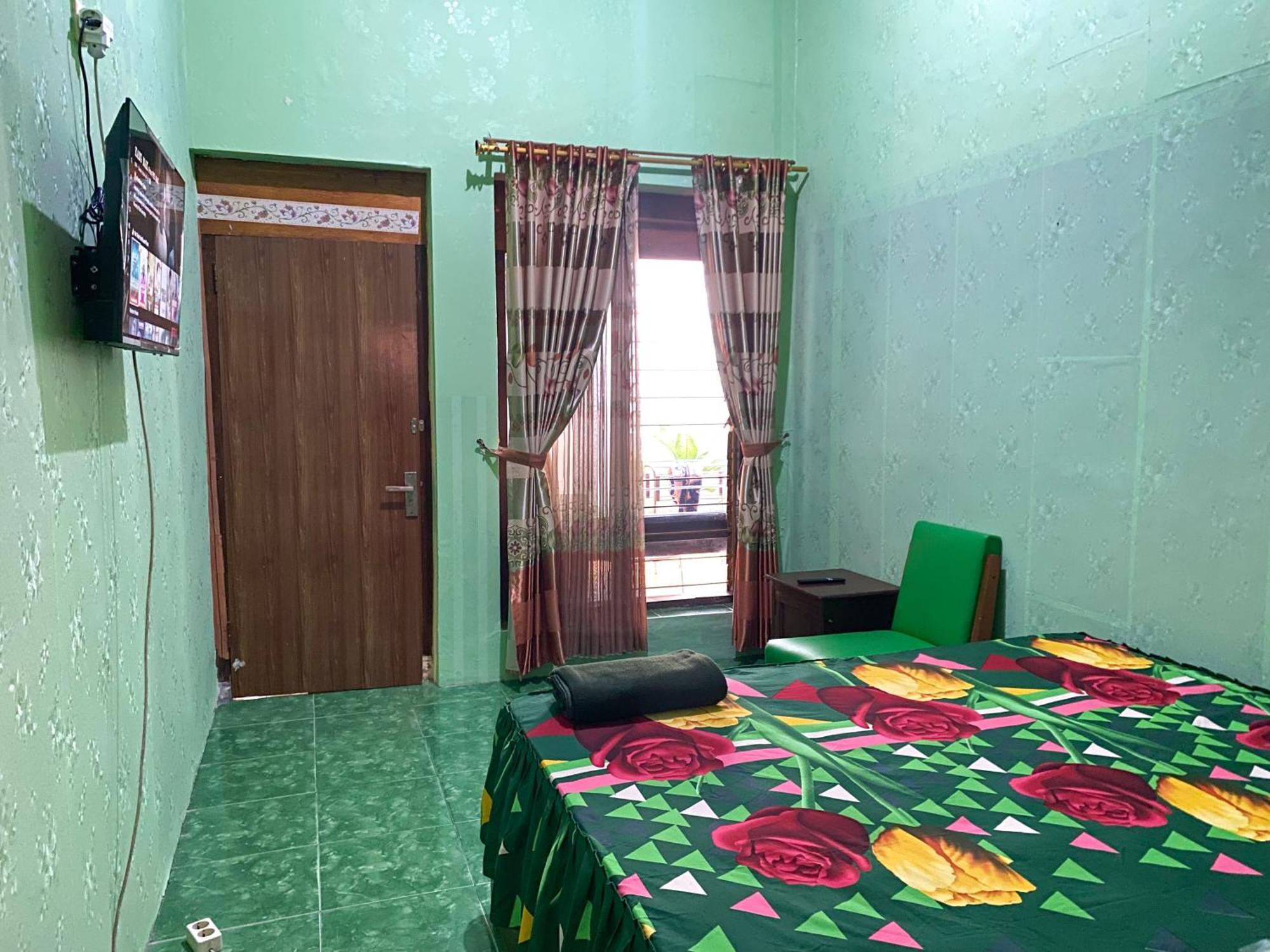 Parikesit Guest House Jogyakarta Zewnętrze zdjęcie