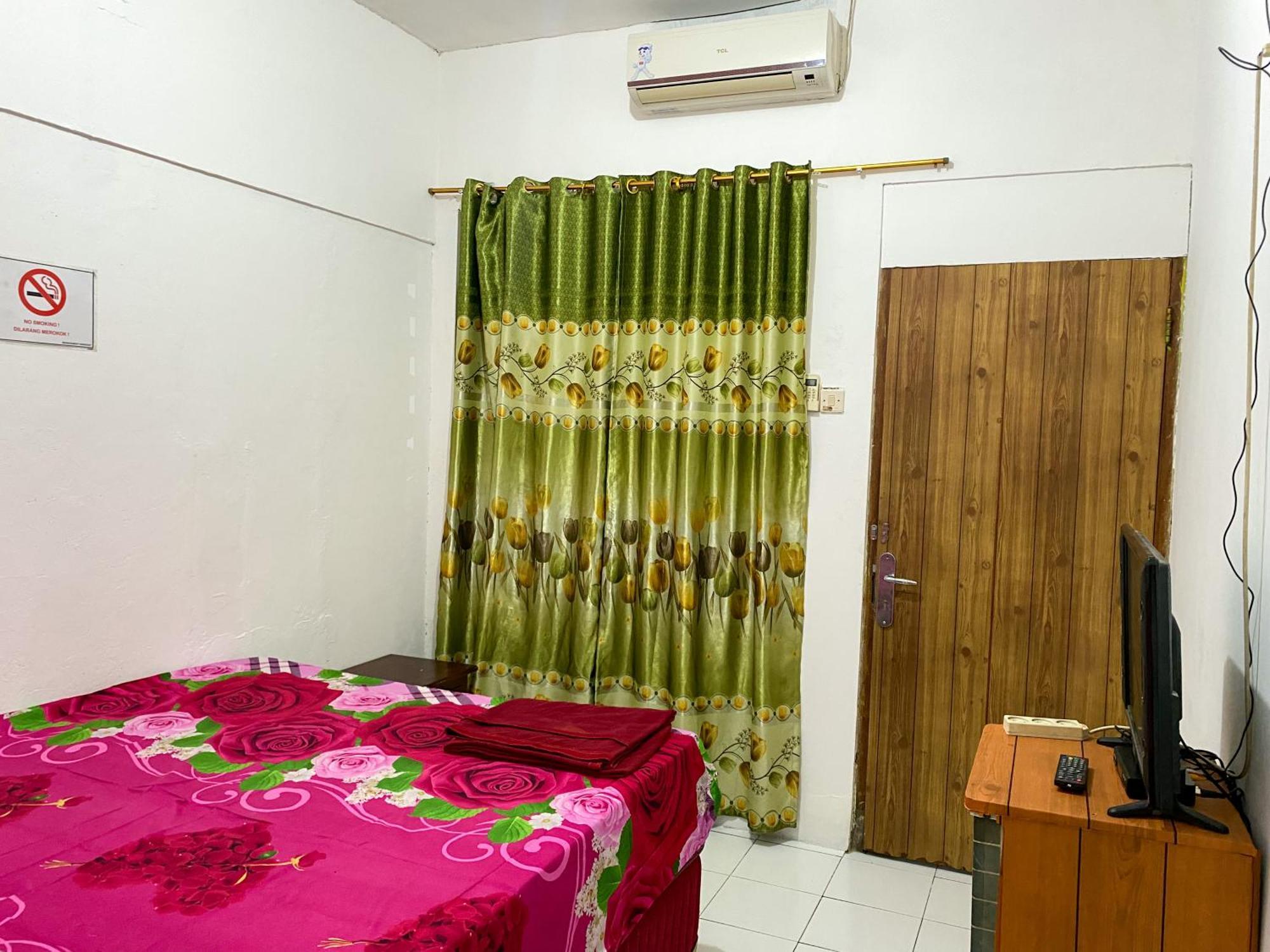Parikesit Guest House Jogyakarta Zewnętrze zdjęcie